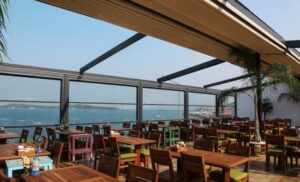 Veranda, balkon, kafe ve açık çatı katı Cam Sistemleri